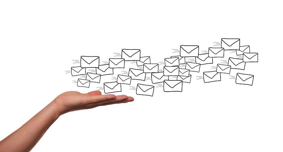 Spam: Garante Privacy, no ad invio comunicazioni promozionali ai possessori di carte fedeltà senza il loro specifico consenso
