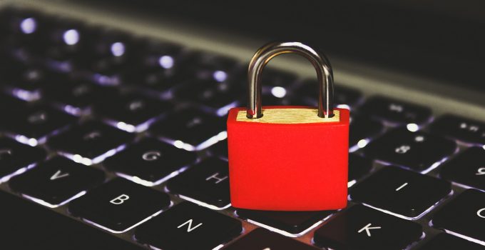 Proteggere i dati con un firewall non serve a niente quando c’è un ignorante
