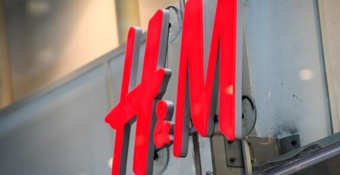 H&M, maxi multa da 35 milioni di euro per violazione della privacy dei dipendenti