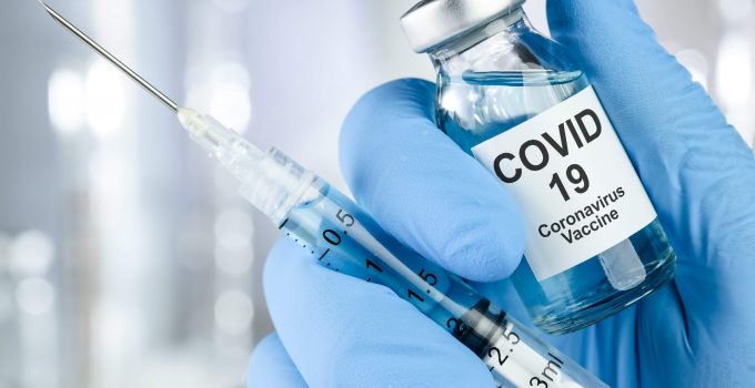 Covid: Garante privacy, no a “pass vaccinali” per accedere a locali o fruire di servizi senza una legge nazionale