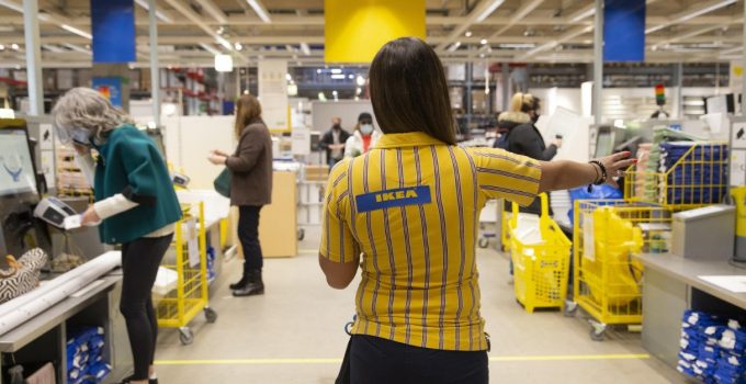 Ikea condannata perché spiava i dipendenti: multa da un milione di euro