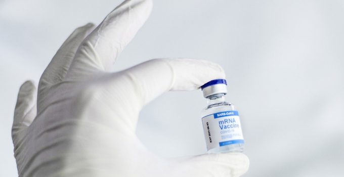 Il Garante della Privacy stoppa la Regione Sicilia: no al censimento dei dipendenti non vaccinati