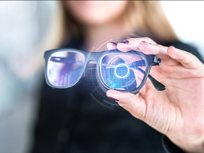 Smart glasses: Garante Privacy chiede informazioni a Facebook